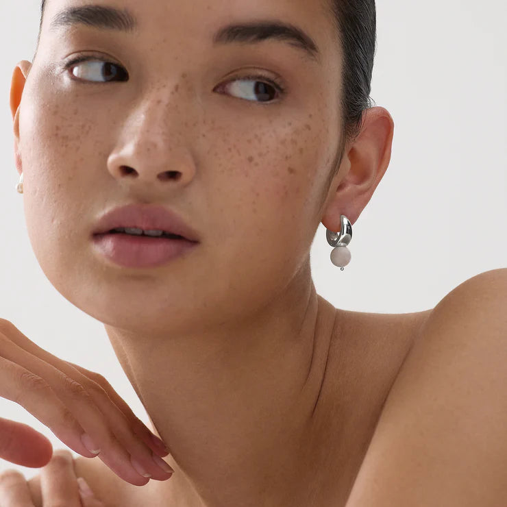 Solana Pearl Earring
