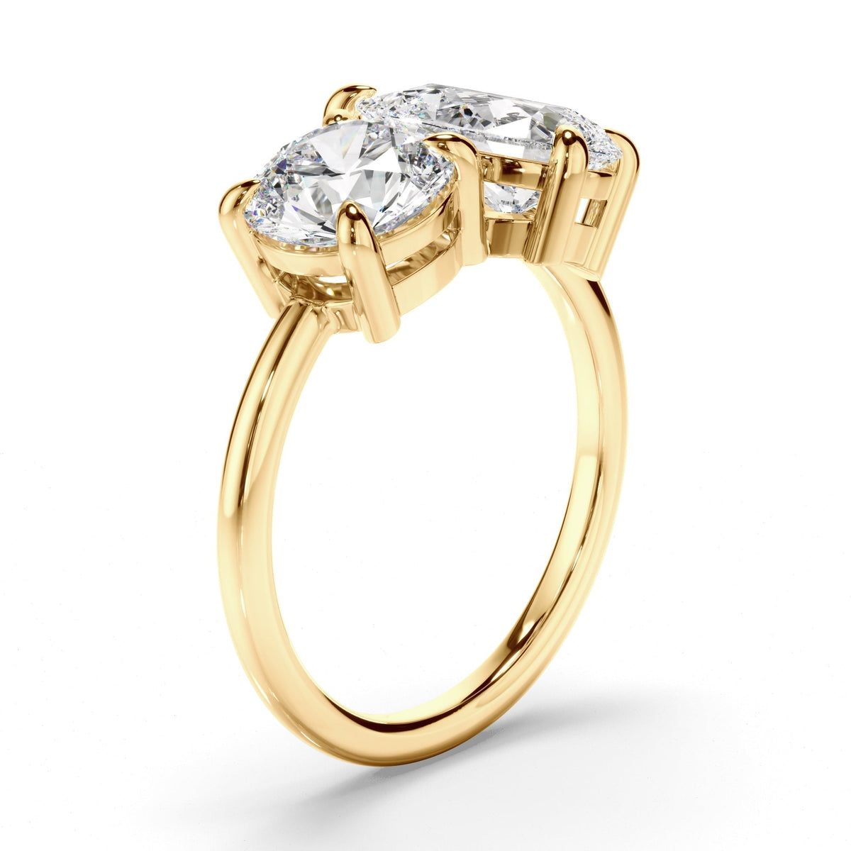 Round Brilliant & Pear Cut Diamond Toi et Moi Engagement Ring