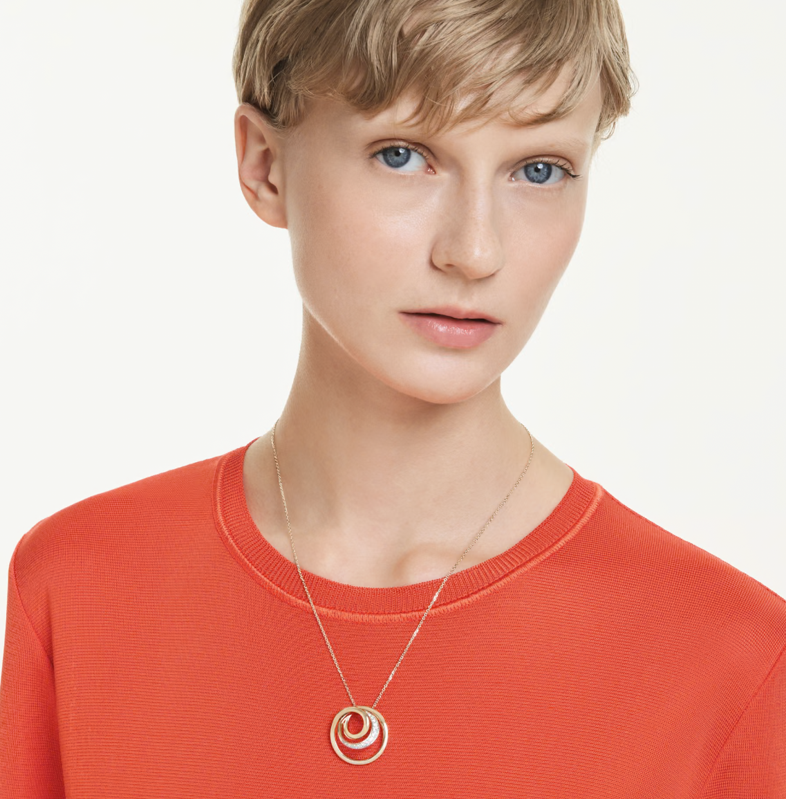 Hyperbola necklace